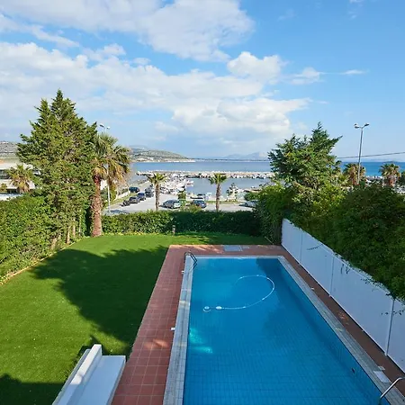 Eliza Villa Vári